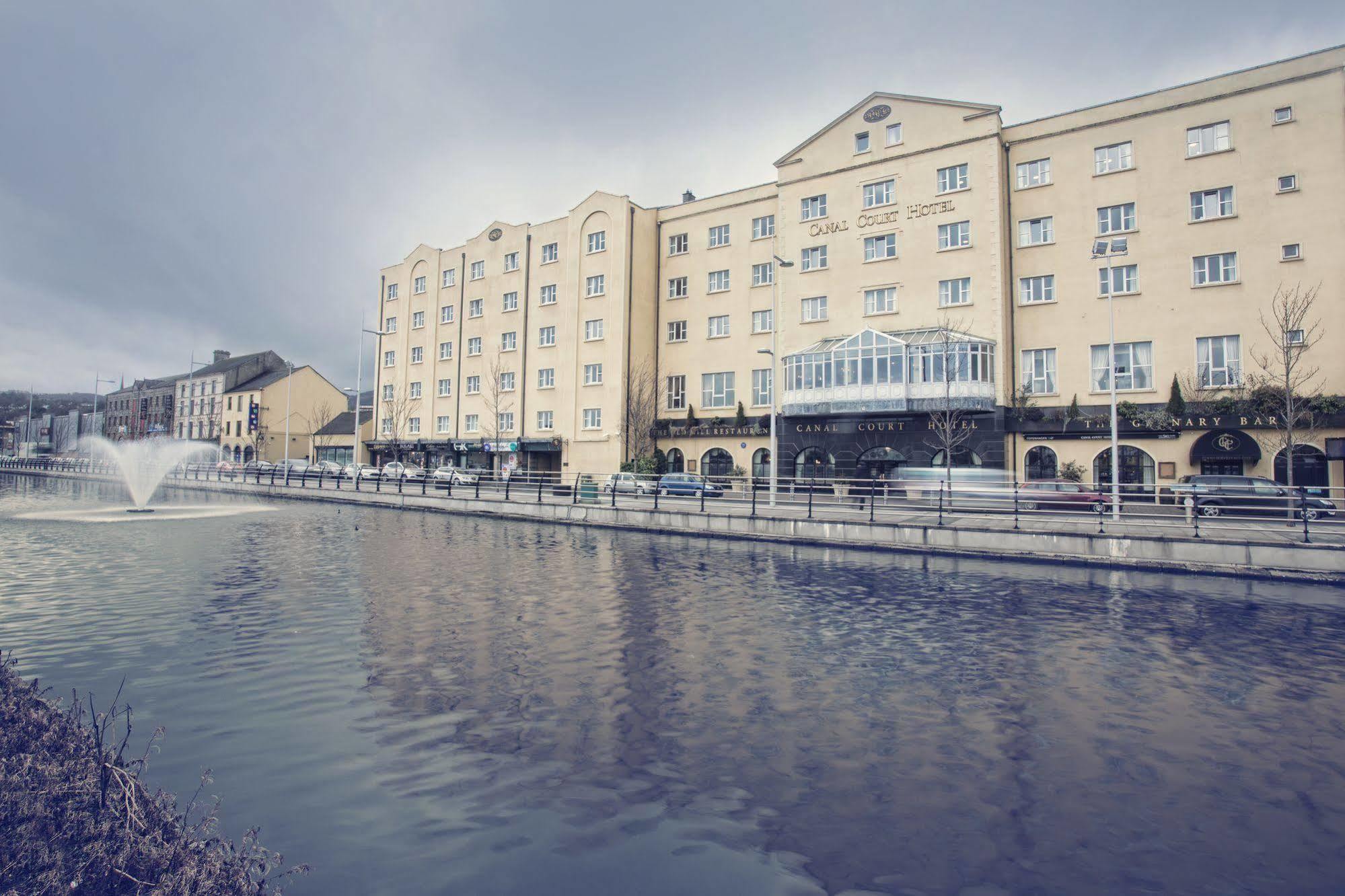 Canal Court ニューリー エクステリア 写真
