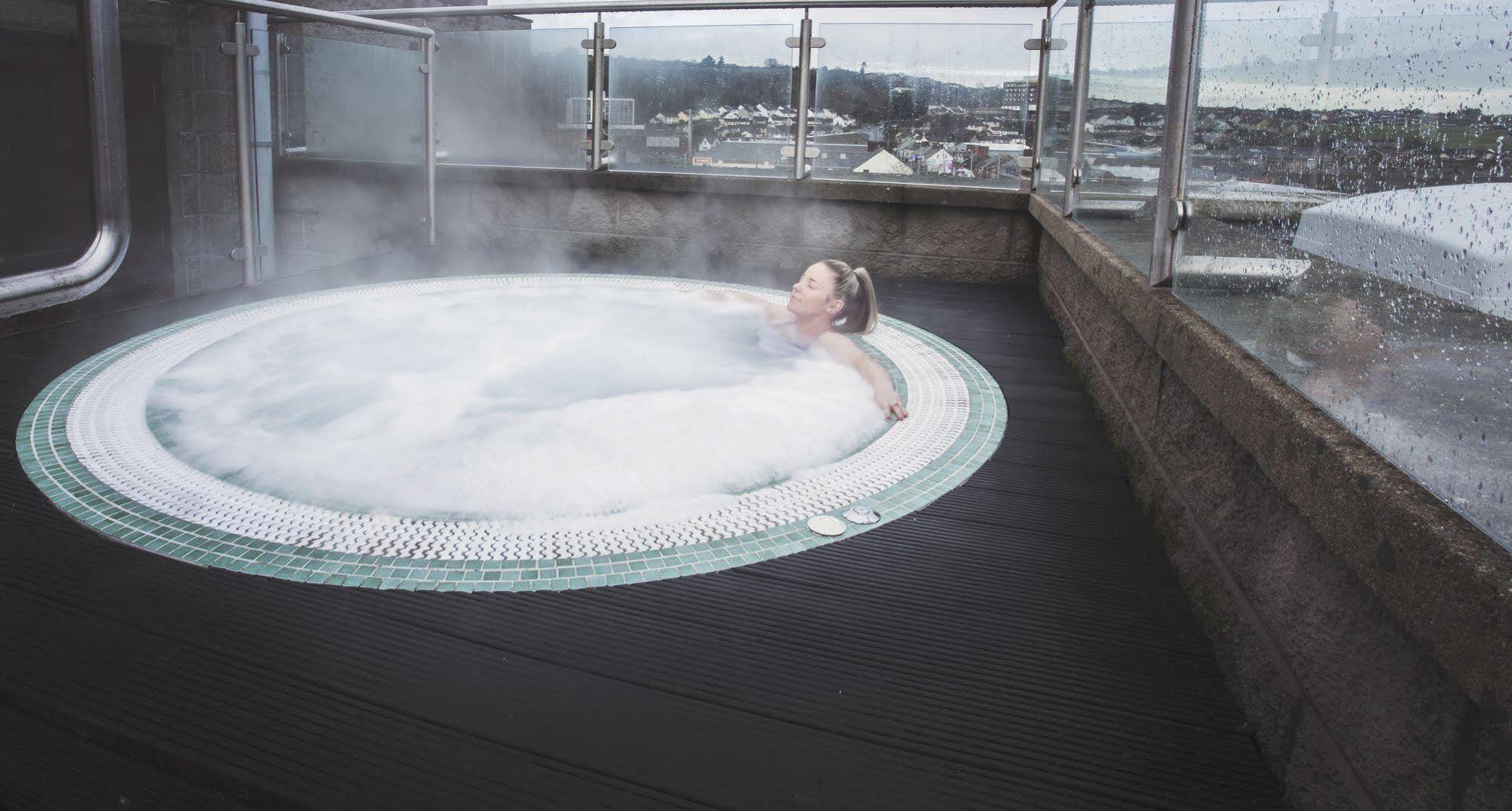 Canal Court ニューリー エクステリア 写真